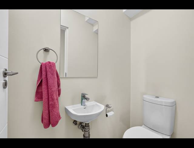 3 BEDROOM TOWNHOUSE FOR SALE IN CRAIGAVON